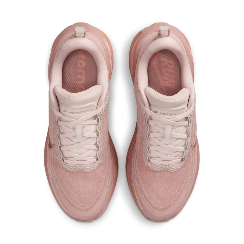 Nike Vomero Plus “Particle Pink / Rose Gold” (HV8154-601)