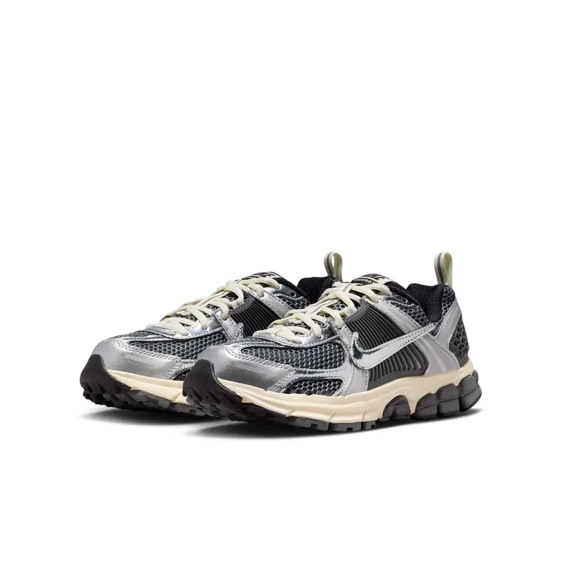 Nike Vomero 5 GS “Iron Grey Coconut Milk Chrome” (IM9467-002)