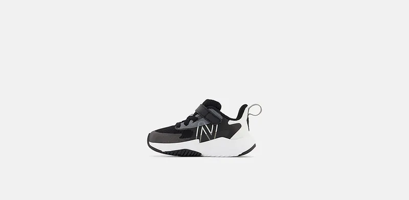 New Balance New Balance Black/White (ITRAVBW2)