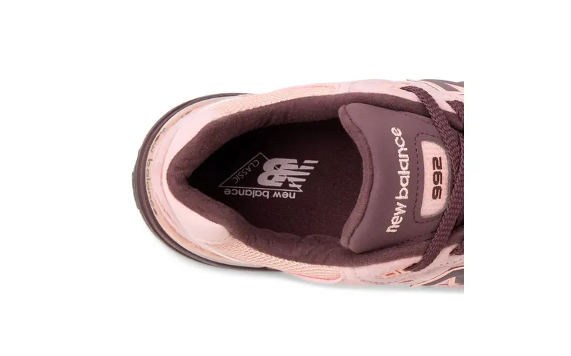 New Balance 992 “Made In USA” “Pink Chalk” (U992PK)