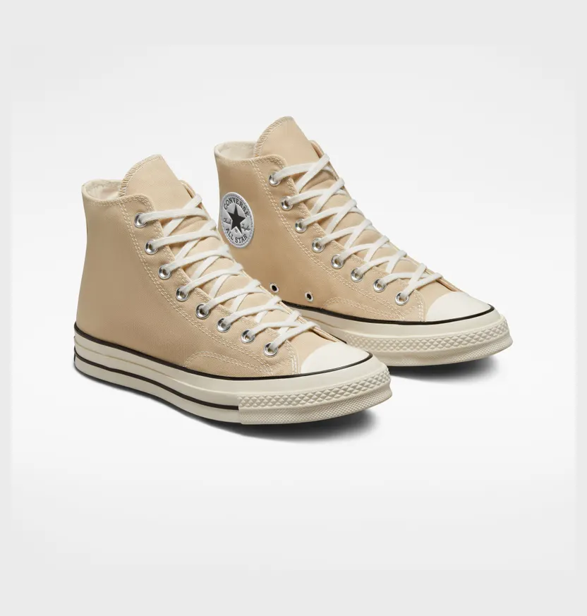 converse-chuck-taylor-all-star A03446C
