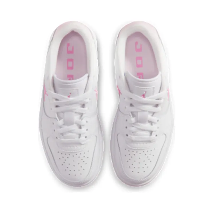 nike-free IQ6016-101