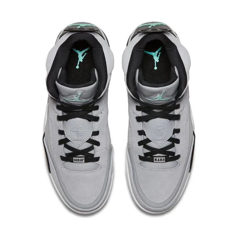 Jordan Son Of Mars Low Wolf Grey Wolf Grey/Emerald Rise-Black-White (580603-027)