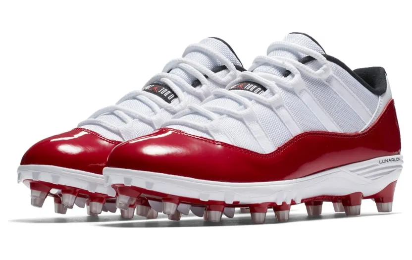 Jordan 11 Retro Low Cleat White Red (AO1560-101)