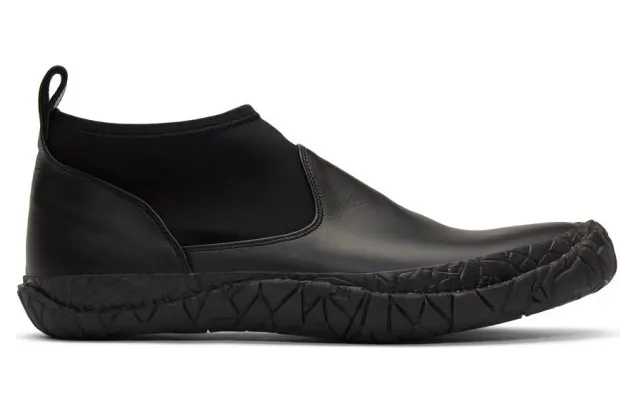 issey-miyake-men-sneaker AJ001