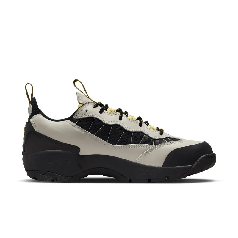 Nike ACG Air Mada Grey (DO9332-001)