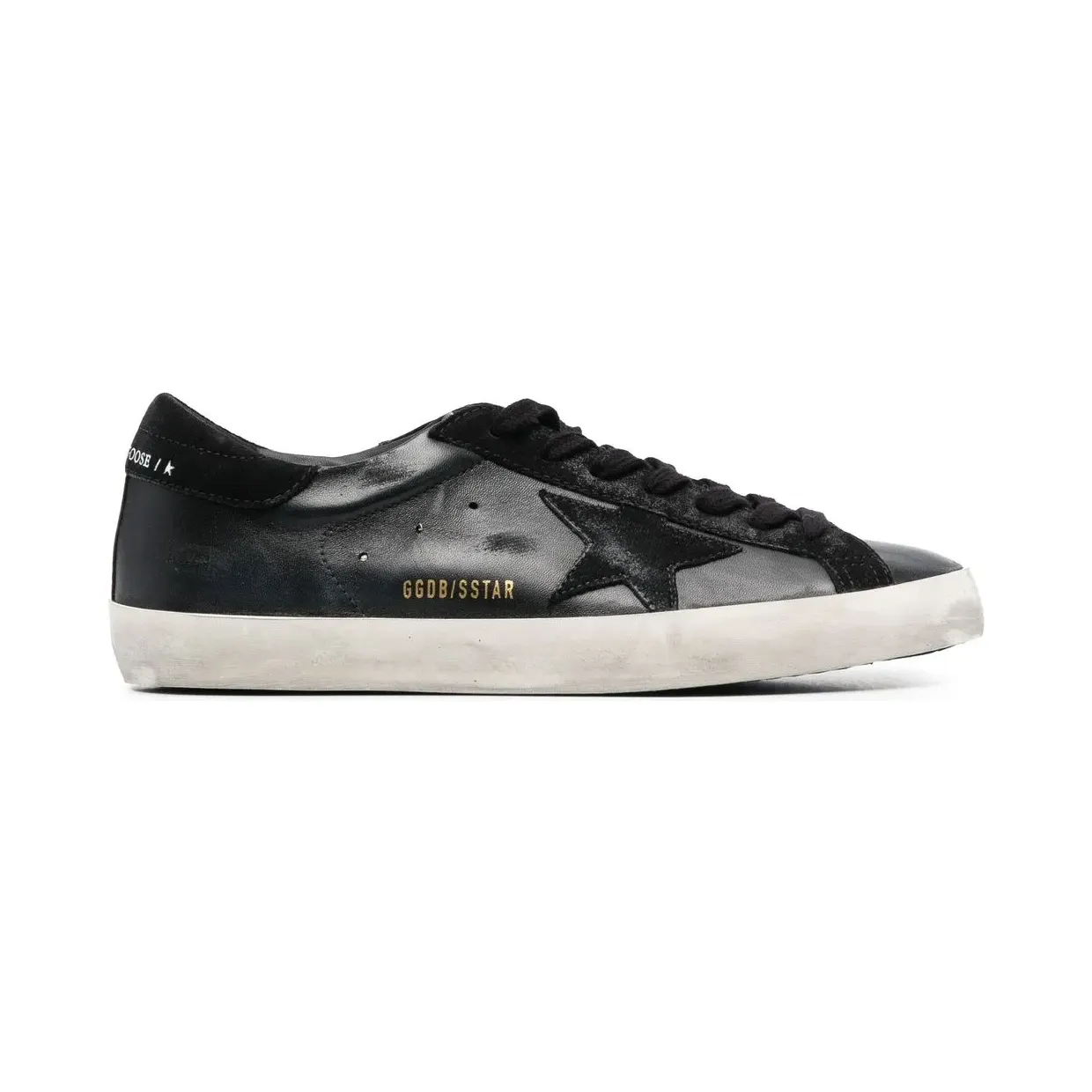 Golden Goose Super-Star aus schwarzem Nappaleder mit schwarzem Wildlederstern und Fersenlasche (GMF00101F003984)