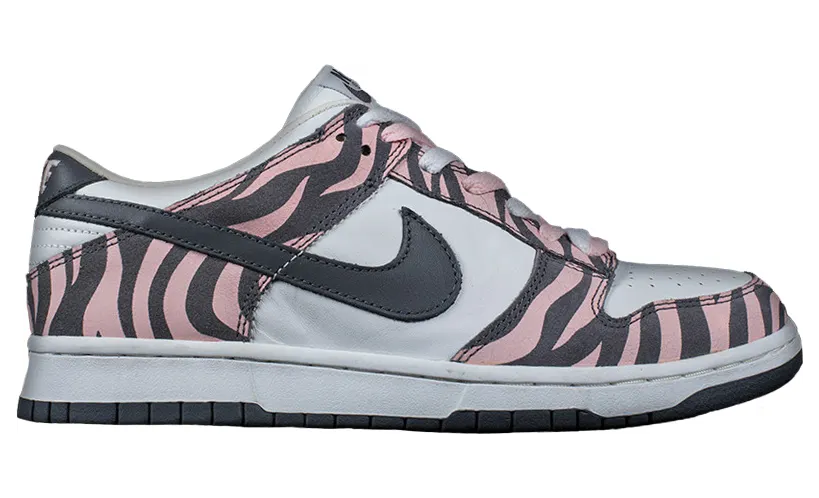 Nike Dunk Low Daktari (W) (307380-101)