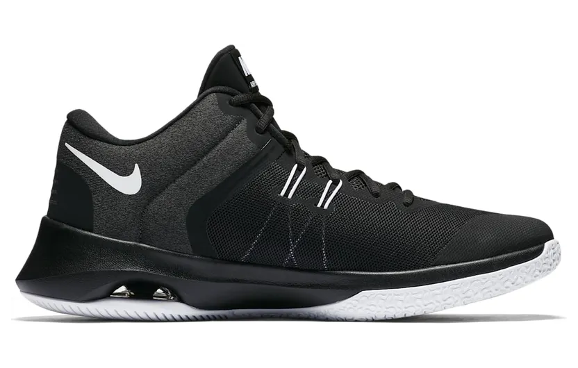 nike-air-versitile 921692-001