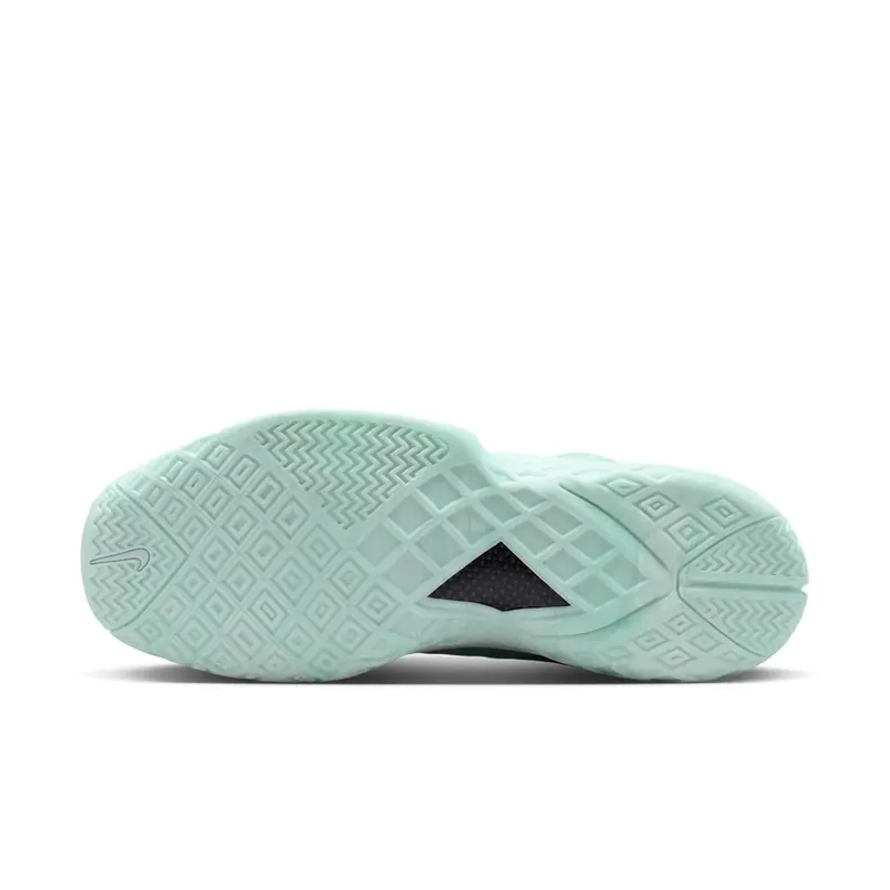Nike Kobe 3 Low Protro “CHBL” (IX2017-100)