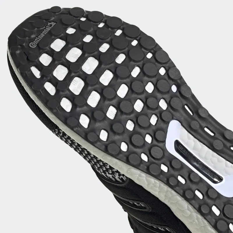 adidas Ultraboost 5.0 DNA Core Black / Core Black / Cloud White (FY9348)