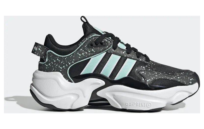 adidas Magmur Runner Schuh Core Black / Cloud White / Frost Mint (EF9002)