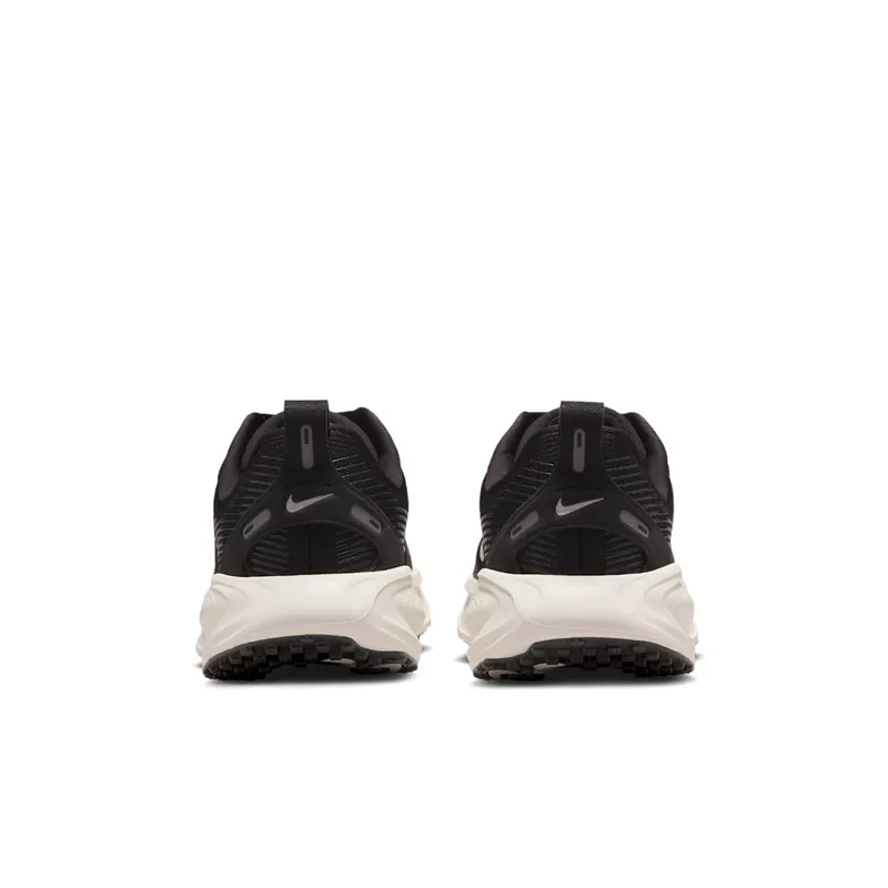 Nike Vomero 18 Black Coconut Milk Iron Ore Summit White (HQ2157-004)