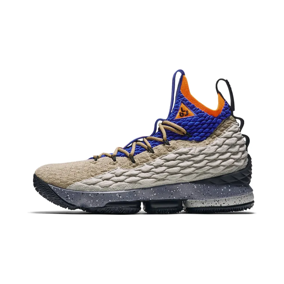 Nike LeBron 15 Mowabb (House of Hoops Special Box and Accessories)