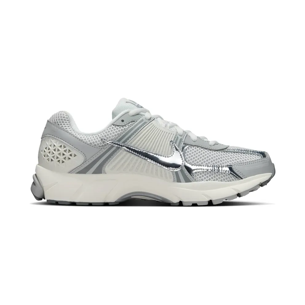 Nike Zoom Vomero 5 “Metallic Silver” (IM2219-121)
