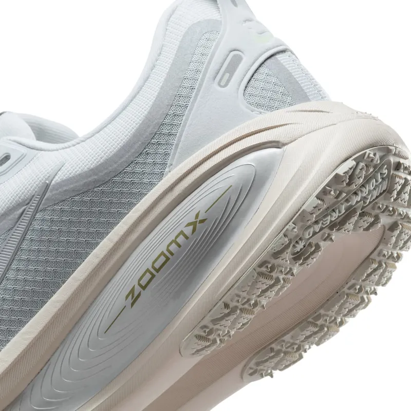Nike Vomero 18 Grey (HQ7001-003)