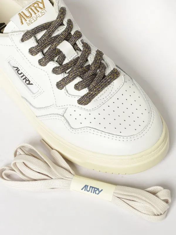 Autry Medalist Low Bicolor Leather Sneakers with Perforated Toe Brown (AULWSW05) (3)
