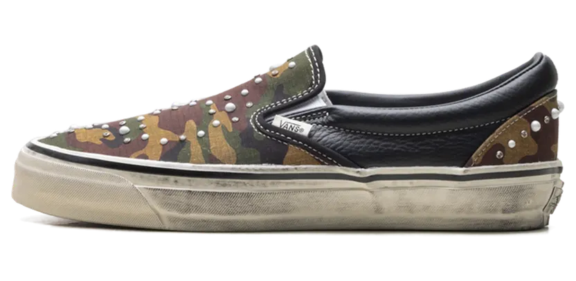 Vans LX Classic Slip-On 98 “Pearlized Pack Camo Black” (VN000D9PCAK)