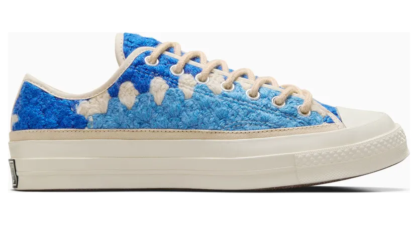 converse-chuck-taylor-all-star A09229C