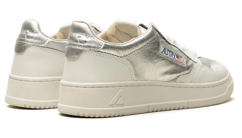 Autry Medalist Low “White/Silver” (AULW-GB01) (2)