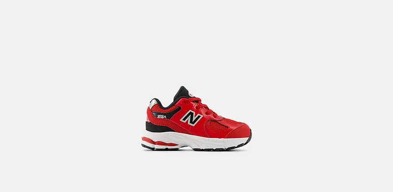 New Balance 2002R Lace Team Red Black (IC2002BC)