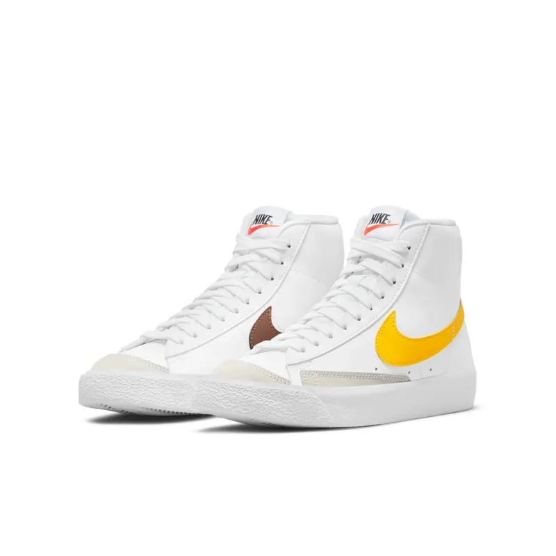 Nike Blazer Mid ’77 Older Kids’ White (DA4086-103)
