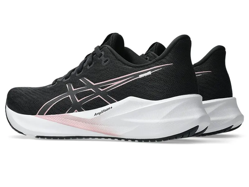 ASICS VERSABLAST 4 “Black / Morganite” (1012B775-003)