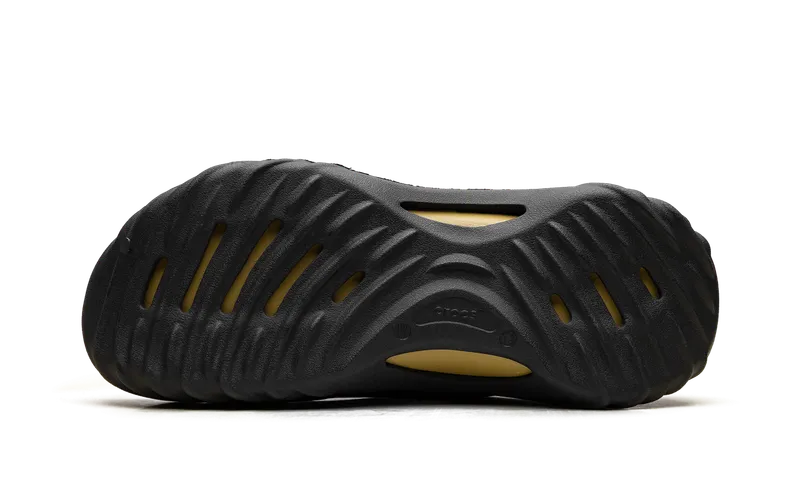 Crocs Echo Wave “Black Sand” (210521-0LD)