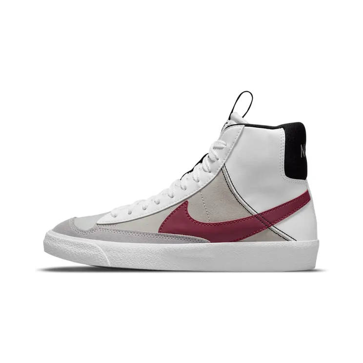 Nike Blazer Mid ’77 SE Danceen “White / Black / Summit White / Rush Maroon” (DH8640-101)