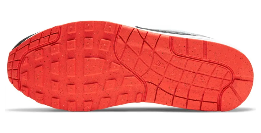 nike-air-max CZ8138-100