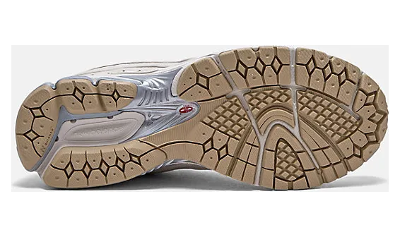 new-balance-2002r ML2002R3