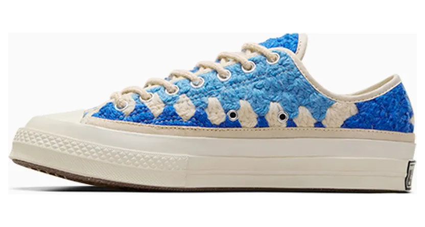 converse-chuck-taylor-all-star A09229C