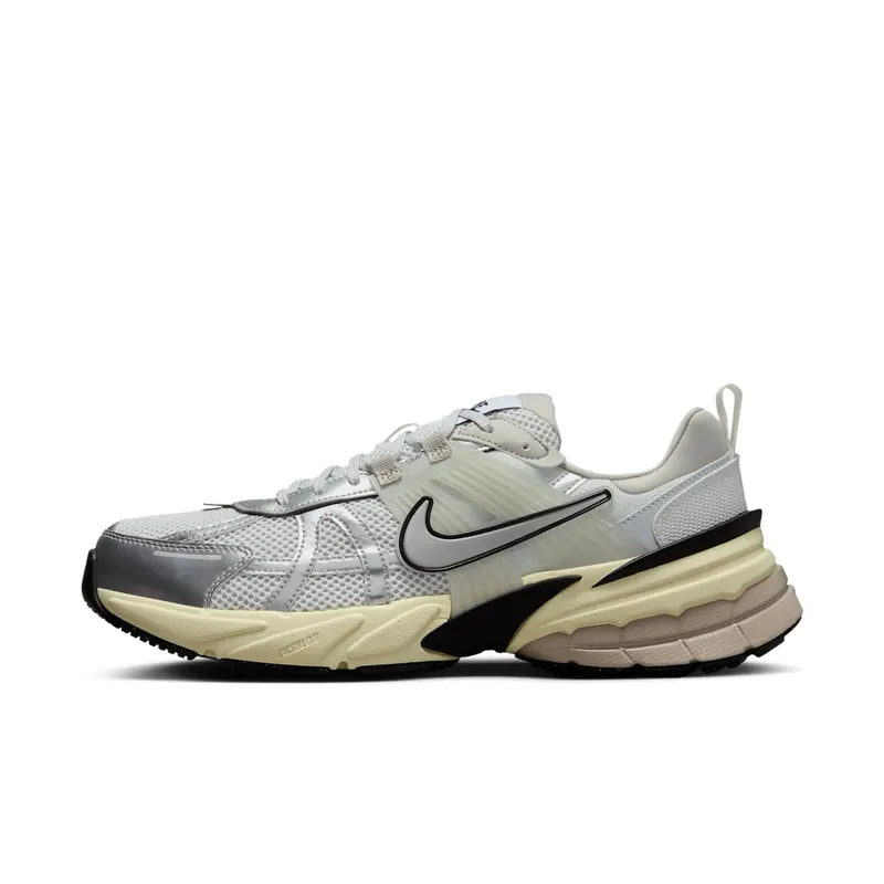 Nike V2K Run “Pure Platinum Metallic Silver” (HJ4497-100)