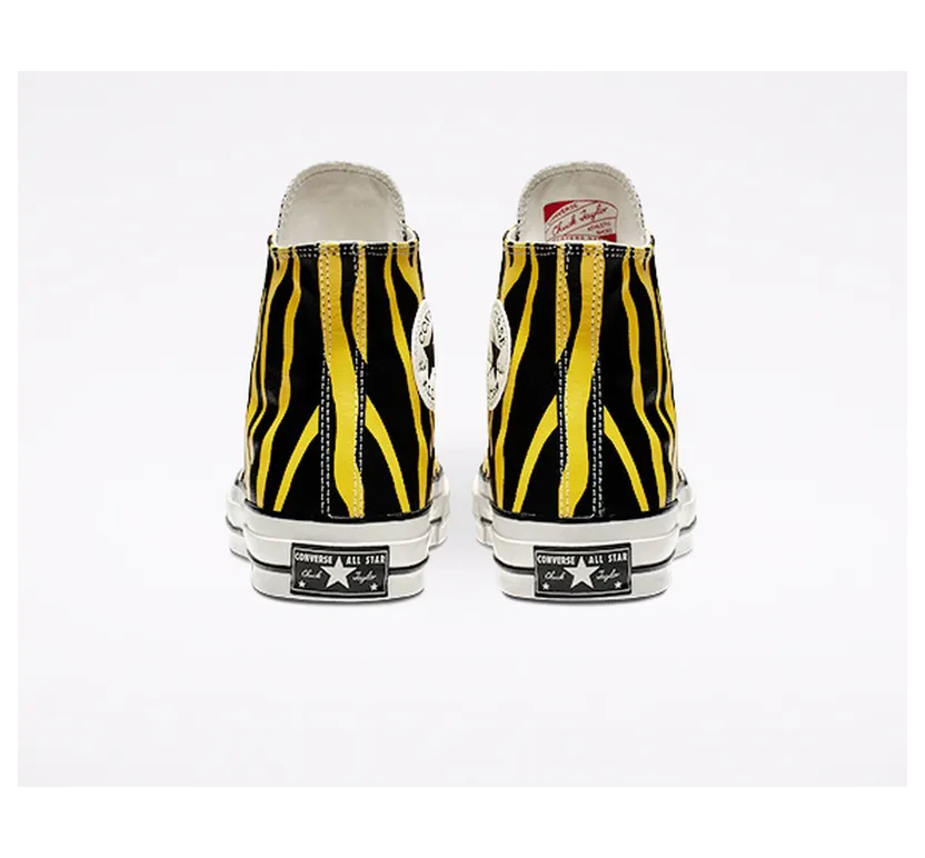 converse-chuck-taylor-all-star 165965C