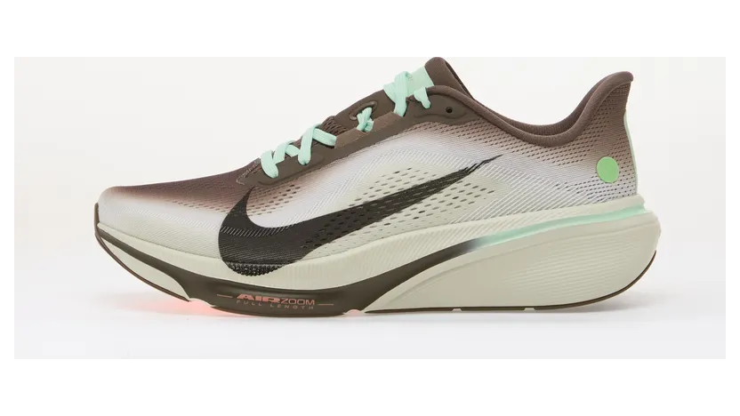 Nike Pegasus42 Ironstone / Sea Glass / Arctic Green