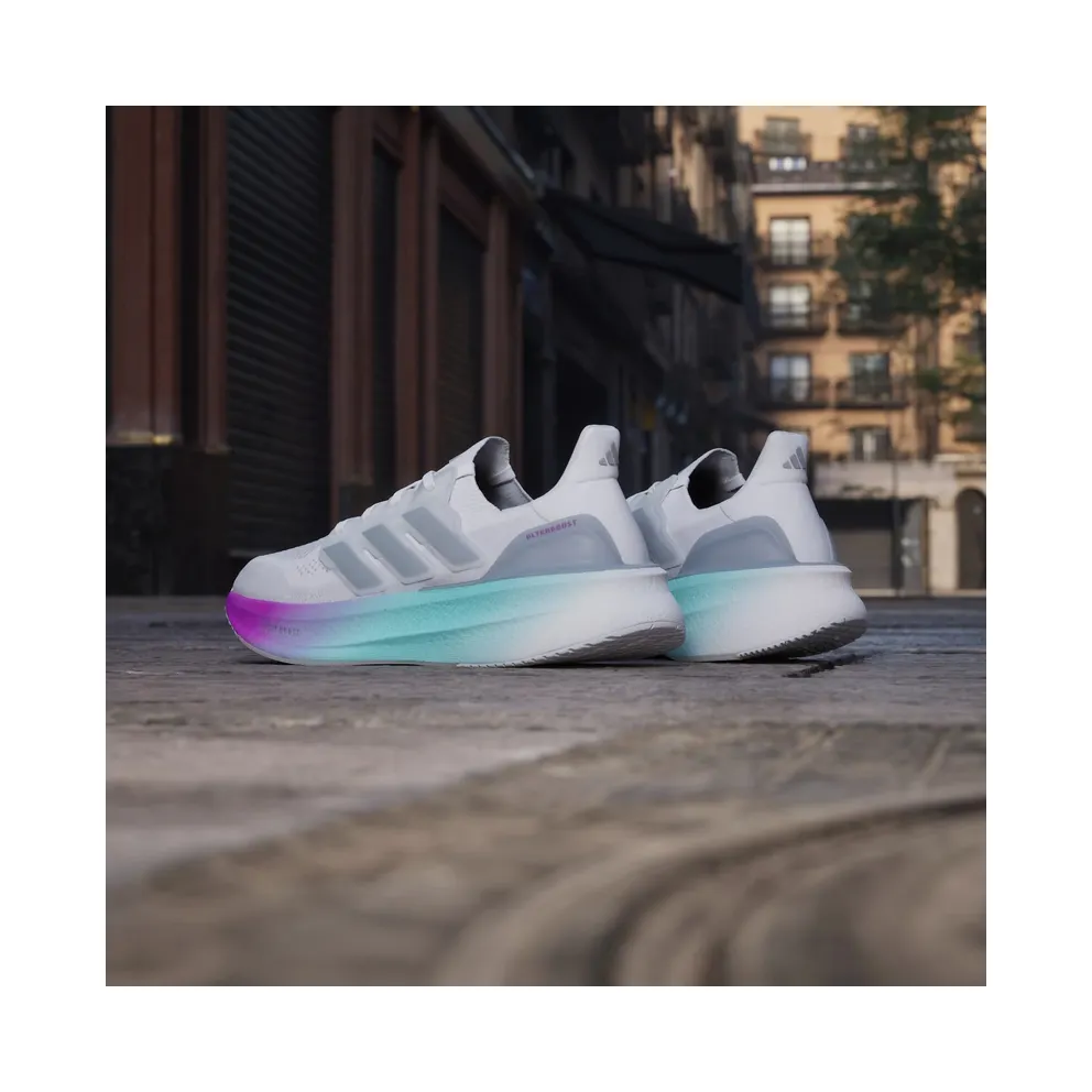 Adidas Ultraboost 5 Cloud White / Halo Silver / Purple Burst (KJ3588)
