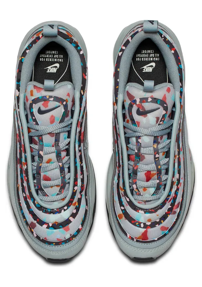 nike-air-max AO2325-001