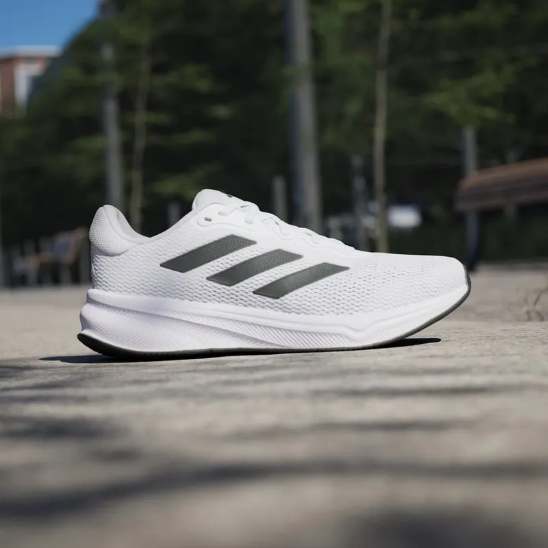 Adidas Response Cloud White / Core Black / Cloud White (IH6008)