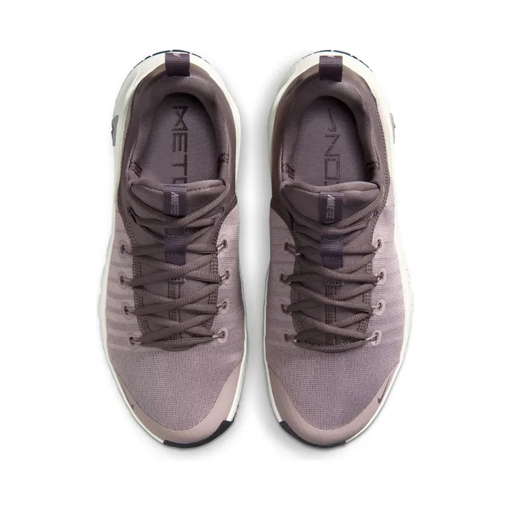 nike-free FJ7126-200