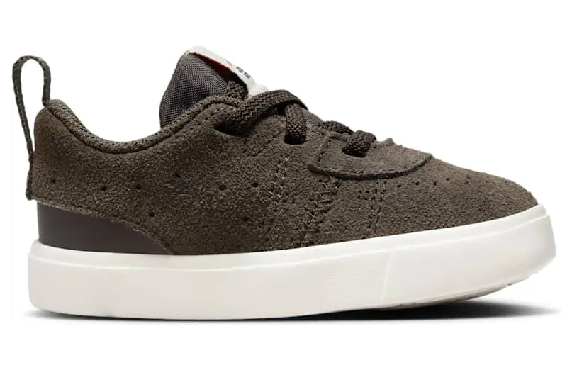 jordan-series-es DR6444-206