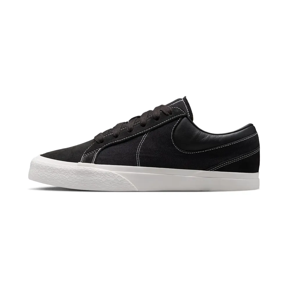 Nike Blazy “Black/Sail/White/Black” (IM2523-001)