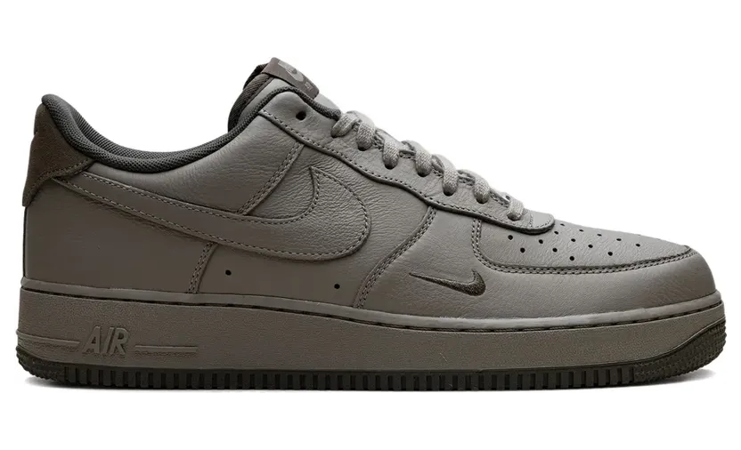 nike-air-force HM9483