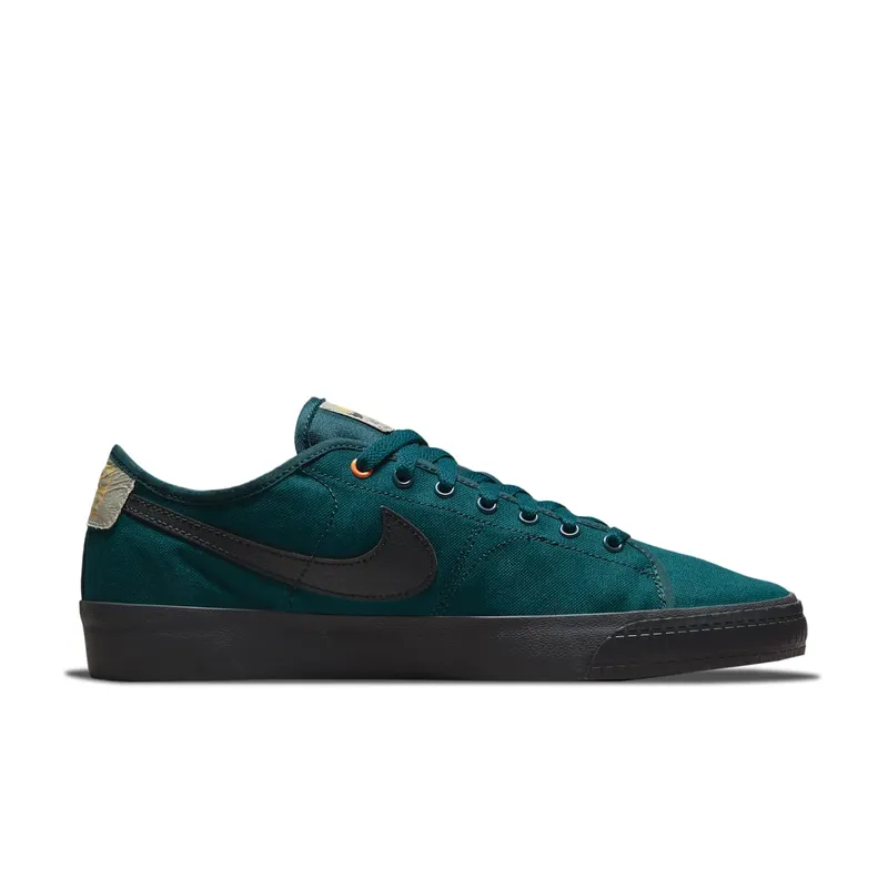 Nike SB Blazer Court “Daan Van Der Linden” (CZ5605-301)