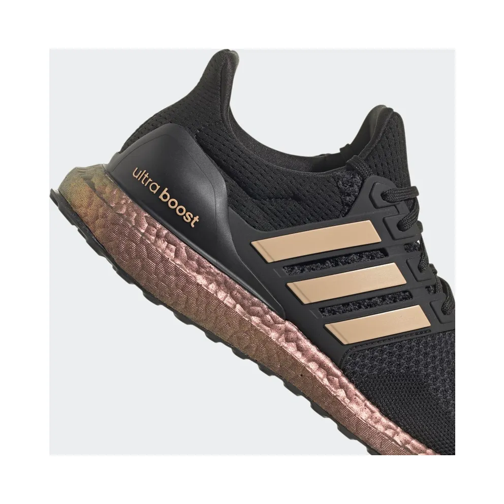 Adidas Ultraboost 1.0 DNA Core Black / Magic Beige / Carbon (HP9618)