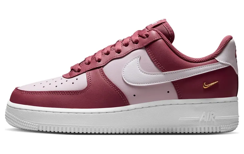 Nike Air Force 1 Pink Smoke/Bleached Lilac/Metallic Gold/White (IV5197-600)