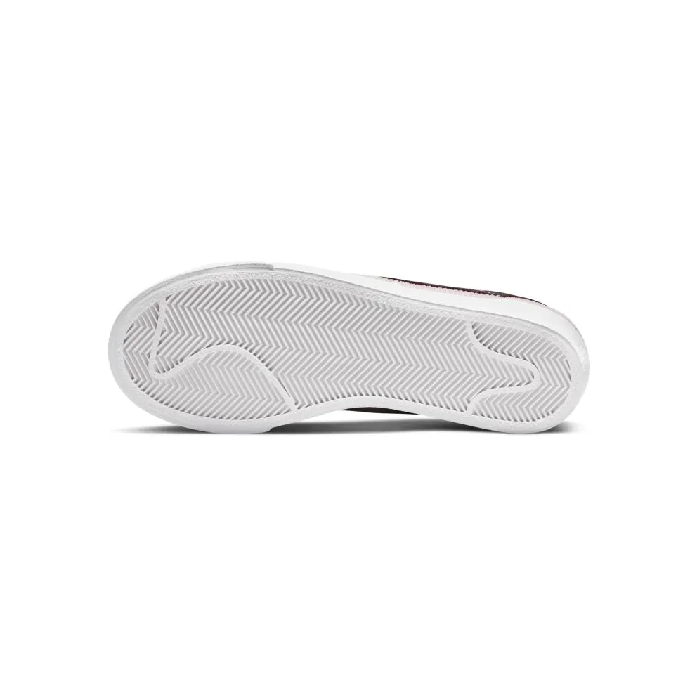 Nike Blazer Low Platform “Pink Glaze / Light Bone / Summit White / Dark Cinder” (DM9471-600)