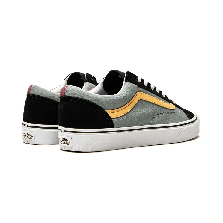 vans-style VN0A54F6B79