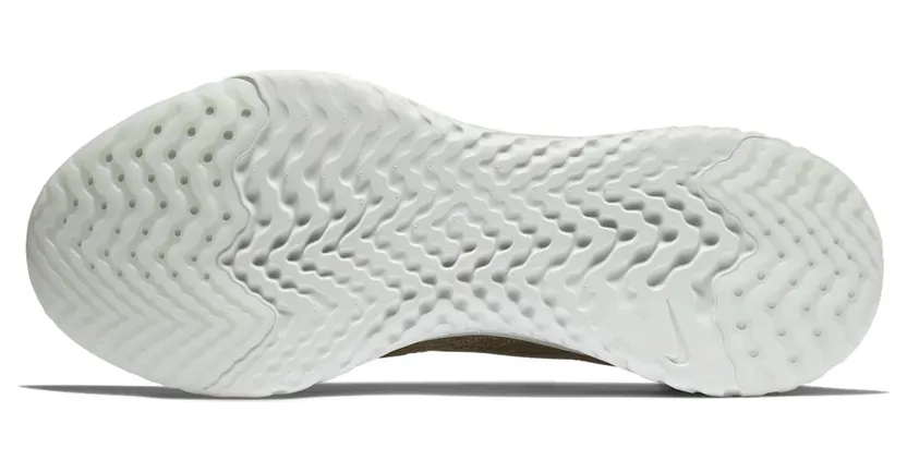 nike-epic AQ0067-300