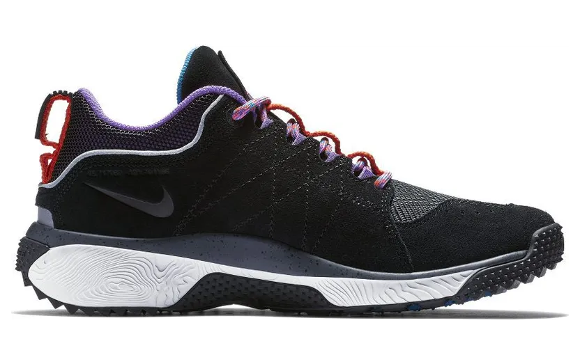 nike-acg AQ0916-001