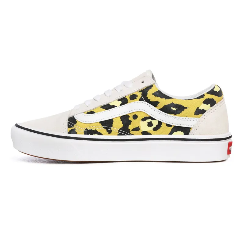 VANS Mixed Media Comfycush Old Skool Shoes (White)